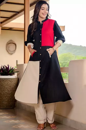 Women Colourblocked Regular Thread Work Pure Cotton Kurta with Trousers