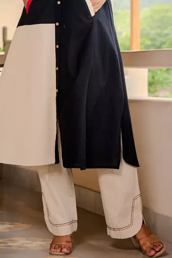 Women Colourblocked Regular Thread Work Pure Cotton Kurta with Trousers
