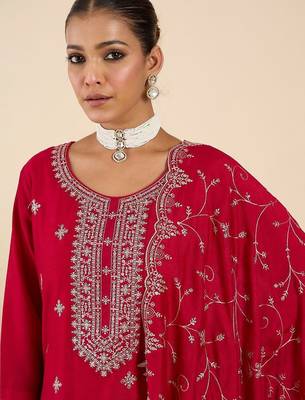 Women Ethnic Motifs Embroidered Regular Thread Work Kurta with Trousers & With Dupatta 2