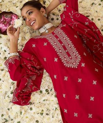 Women Ethnic Motifs Embroidered Regular Thread Work Kurta with Trousers & With Dupatta 5
