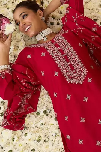 Women Ethnic Motifs Embroidered Regular Thread Work Kurta with Trousers & With Dupatta