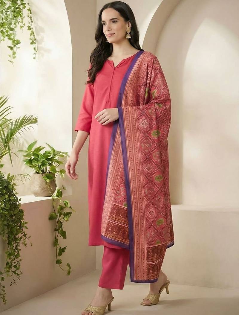 Women Ethnic Motifs Regular Kurta with Trousers & With Dupatta
