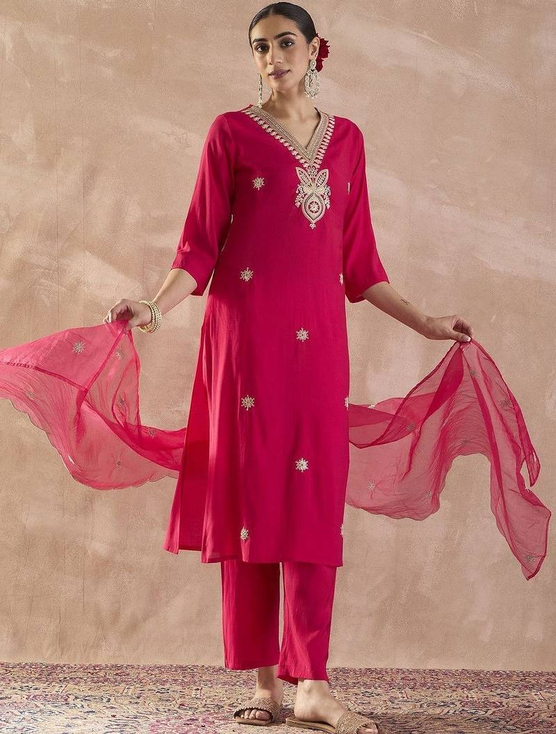 Women Ethnic Motifs Embroidered Regular Thread Work Kurta with Trousers & With Dupatta