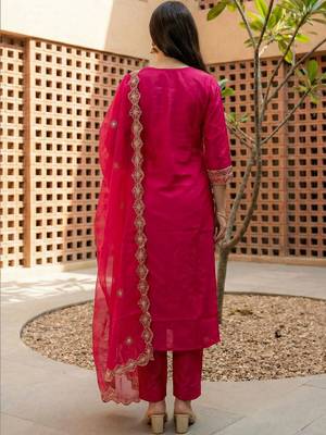 Women Ethnic Motifs Embroidered Regular Thread Work Kurta with Trousers & With Dupatta 5