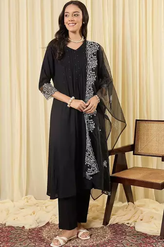 Women Ethnic Motifs Regular Thread Work Kurta with Trousers & With Dupatta