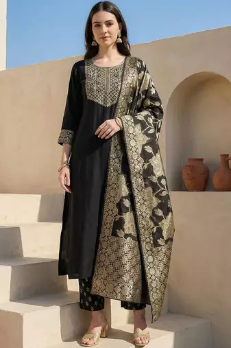 Women Ethnic Motifs Embroidered Regular Thread Work Kurta with Trousers & With Dupatta