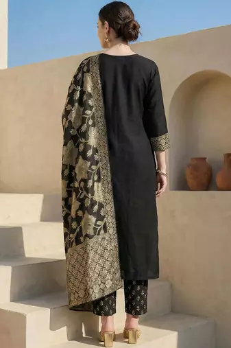 Women Ethnic Motifs Embroidered Regular Thread Work Kurta with Trousers & With Dupatta