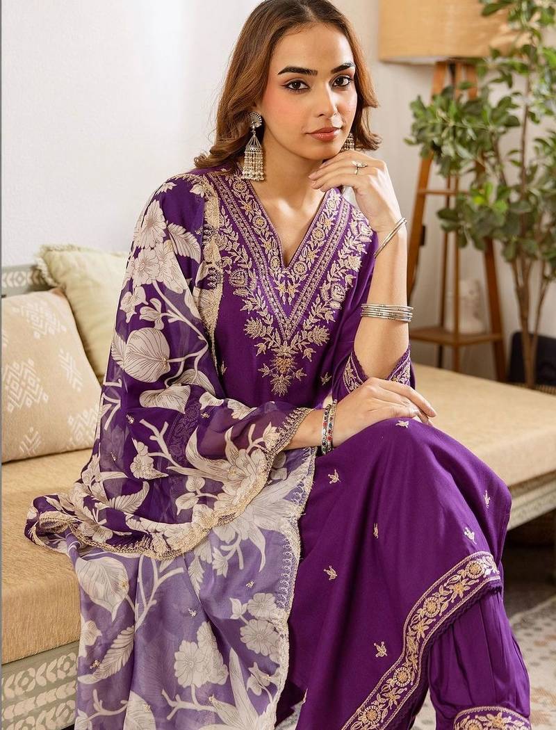 Women Ethnic Motifs Embroidered Regular Thread Work Kurta With Salwar & Dupatta
