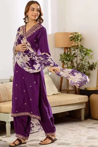 Women Ethnic Motifs Embroidered Regular Thread Work Kurta With Salwar & Dupatta