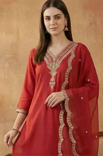 Women Ethnic Motifs Embroidered Regular Thread Work Liva Kurta with Trousers & With Dupatta