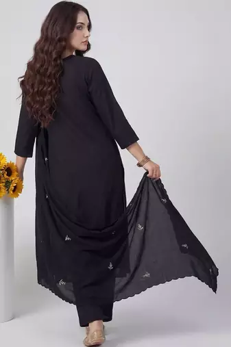 Women Floral Embroidered Regular Thread Work Kurta with Trousers & With Dupatta