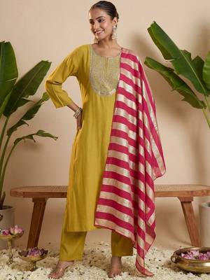 Women Ethnic Motifs Embroidered Regular Thread Work Kurta with Trousers & With Dupatta 1