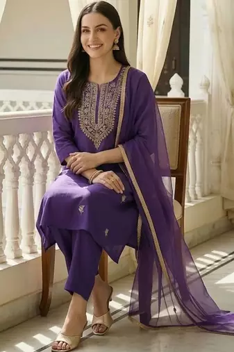 Women Ethnic Motifs Embroidered Regular Thread Work Kurta with Trousers & With Dupatta