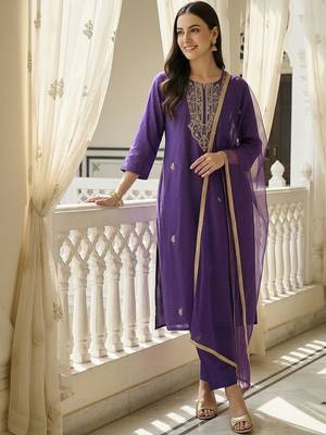 Women Ethnic Motifs Embroidered Regular Thread Work Kurta with Trousers & With Dupatta 6
