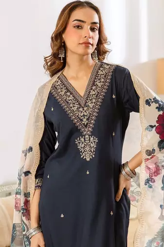 Women Ethnic Motifs Embroidered Regular Thread Work Kurta With Salwar & Dupatta