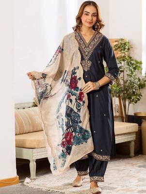 Women Ethnic Motifs Embroidered Regular Thread Work Kurta With Salwar & Dupatta 6