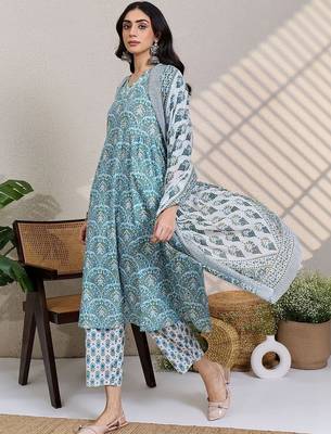 Women Printed Regular Thread Work Pure Cotton Kurta with Trousers & Dupatta 1