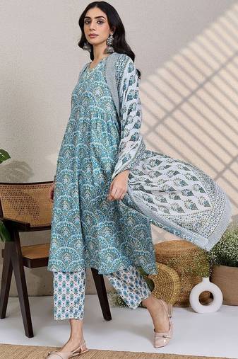 Women Printed Regular Thread Work Pure Cotton Kurta with Trousers & Dupatta