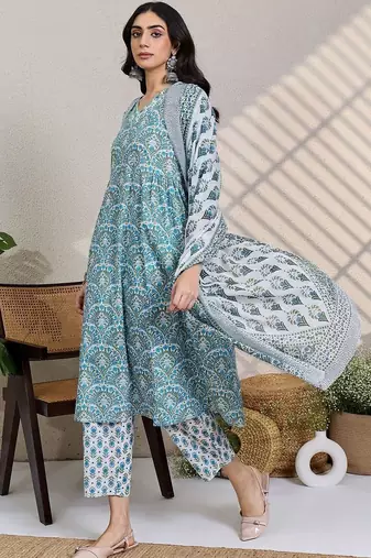 Women Printed Regular Thread Work Pure Cotton Kurta with Trousers & Dupatta