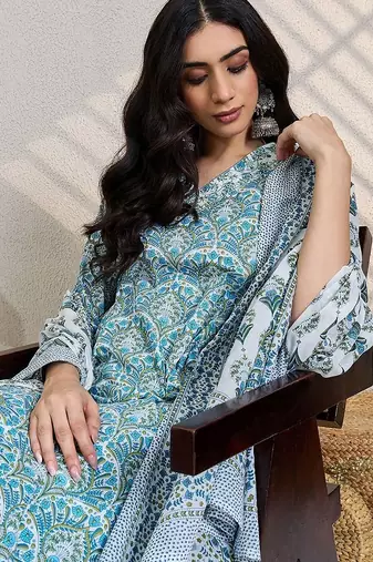 Women Printed Regular Thread Work Pure Cotton Kurta with Trousers & Dupatta