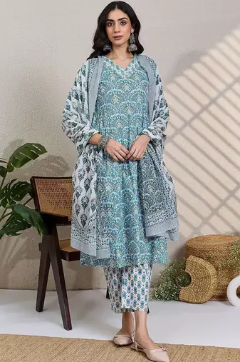Women Printed Regular Thread Work Pure Cotton Kurta with Trousers & Dupatta