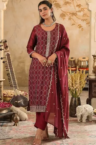 Women Ethnic Motifs Embroidered Regular Thread Work Kurta with Trousers & With Dupatta