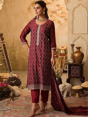 Women Ethnic Motifs Embroidered Regular Thread Work Kurta with Trousers & With Dupatta 2