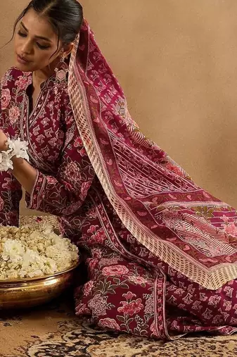 Women Floral Printed Angrakha Thread Work Pure Cotton Kurta with Trousers & With Dupatta