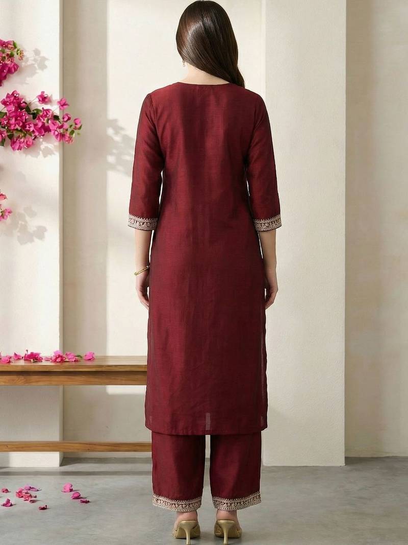 Women Ethnic Motifs Embroidered Regular Thread Work Liva Kurta with Trousers
