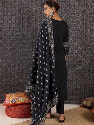 Women Ethnic Motifs Embroidered Regular Thread Work Pure Cotton Kurta with Trousers & With Dupatta 4