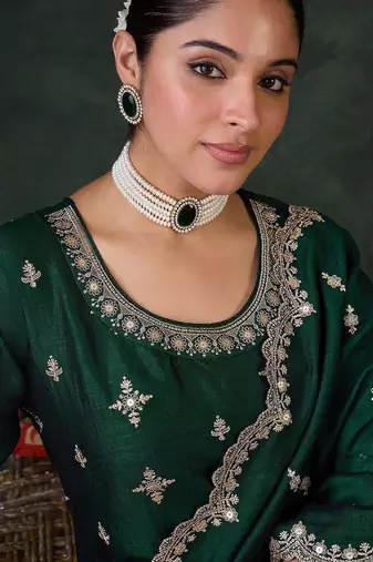 Women Ethnic Motifs Embroidered Regular Thread Work Kurta with Trousers & With Dupatta