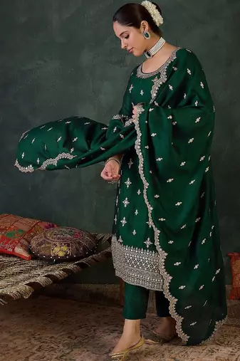 Women Ethnic Motifs Embroidered Regular Thread Work Kurta with Trousers & With Dupatta