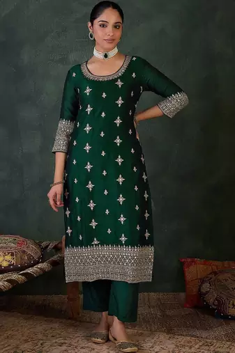 Women Ethnic Motifs Embroidered Regular Thread Work Kurta with Trousers & With Dupatta