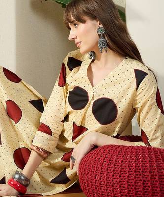 Women Printed Regular Pure Cotton Kurta with Trousers 2