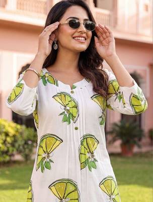 Women Printed Regular Pure Cotton Kurta with Trousers 2