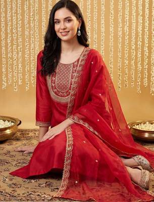 Women Ethnic Motifs Embroidered Regular Thread Work Liva Kurta with Trousers & With Dupatta 2