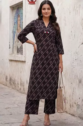 Women Ethnic Motifs Printed Regular Pure Cotton Kurta with Trousers