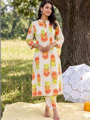 Women Printed Regular Pure Cotton Kurta with Trousers 3