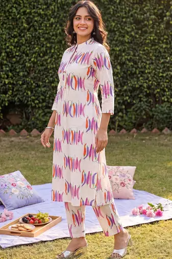 Women Printed Regular Pure Cotton Kurta with Trousers