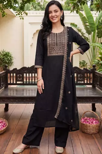 Women Ethnic Motifs Embroidered Regular Kurta with Trousers & With Dupatta