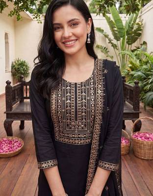 Women Ethnic Motifs Embroidered Regular Kurta with Palazzos & With Dupatta 2