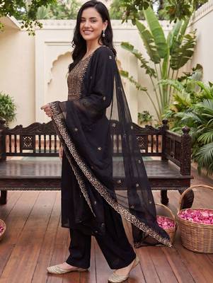 Women Ethnic Motifs Embroidered Regular Kurta with Palazzos & With Dupatta 3