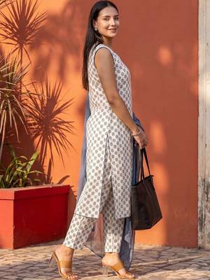 Women Ethnic Motifs Printed Regular Pure Cotton Kurta with Trousers & With Dupatta 3