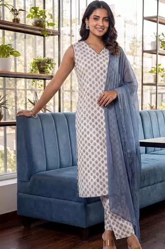 Women Ethnic Motifs Printed Regular Pure Cotton Kurta with Trousers & With Dupatta