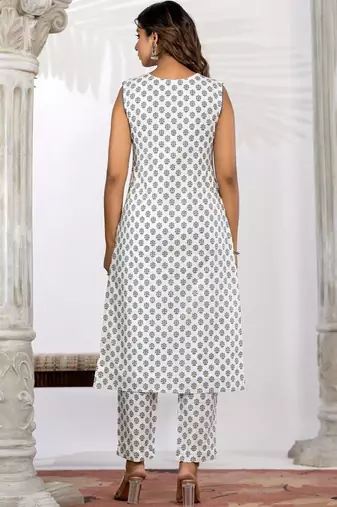 Women Ethnic Motifs Printed Regular Pure Cotton Kurta with Trousers & With Dupatta