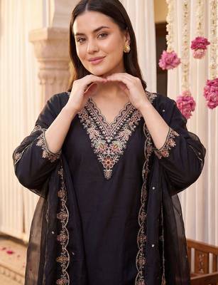 Women Ethnic Motifs Embroidered Regular Thread Work Kurta with Palazzos & With Dupatta 2