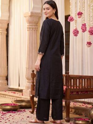 Women Ethnic Motifs Embroidered Regular Thread Work Kurta with Palazzos & With Dupatta 4