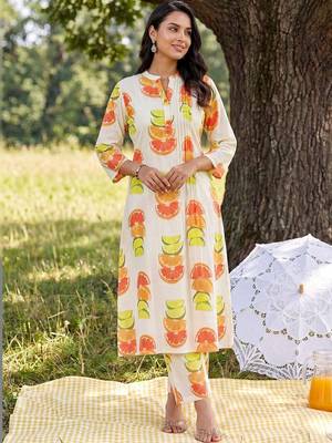 Women Printed Regular Pure Cotton Kurta with Trousers 1