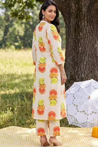 Women Printed Regular Pure Cotton Kurta with Trousers