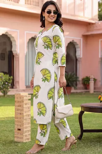 Women Printed Regular Pure Cotton Kurta with Trousers